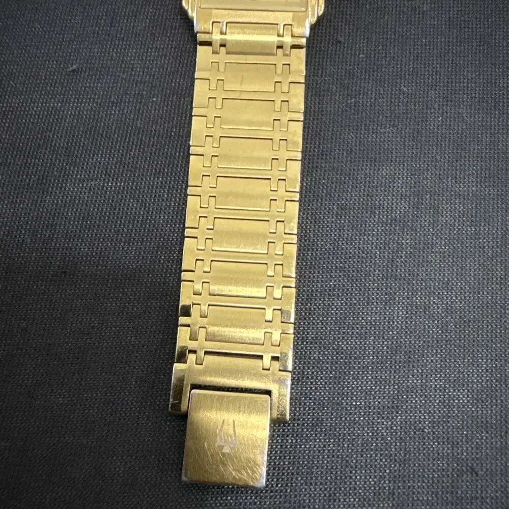 Vintage Bulova C967698 Gold Tank Dress Unisex Midsize 26mm New Battery (Z4)
